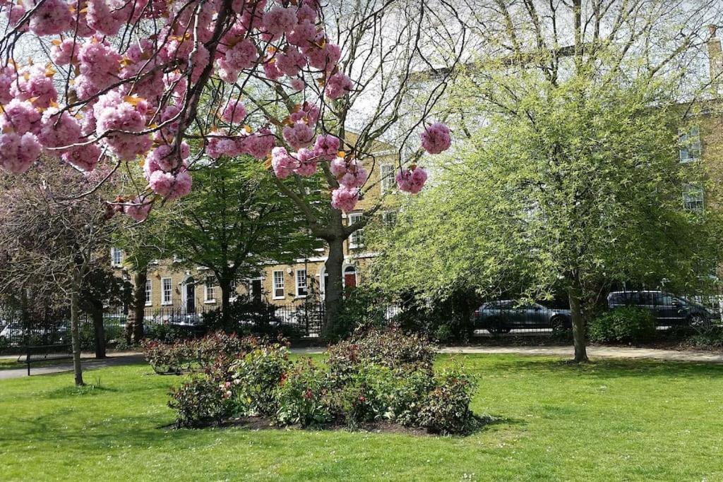 Stunning 1br Flat, 3 Min To Elephant & Castle Tube Appartamento *